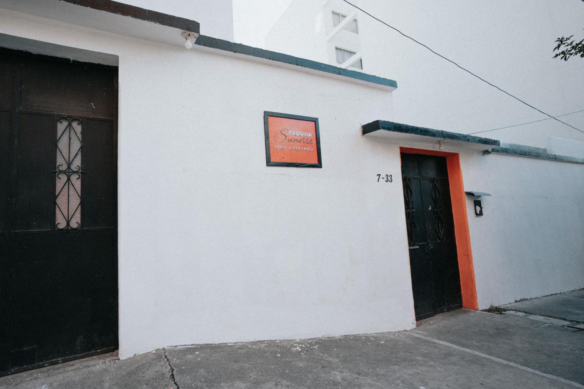 Tequila Sunrise Hostel Guatemala-Stadt Exterior foto